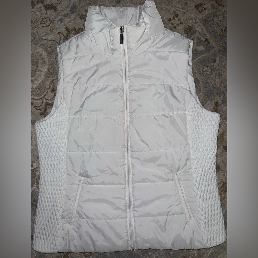 Liz Claiborne White Quilted Puffer Vest with Knit Sides